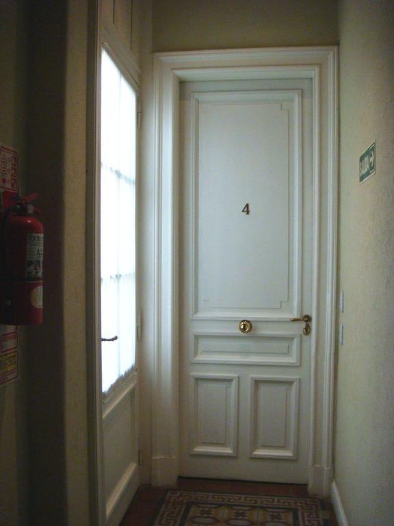 Hagoth Hostel بوينس آيرس الغرفة الصورة